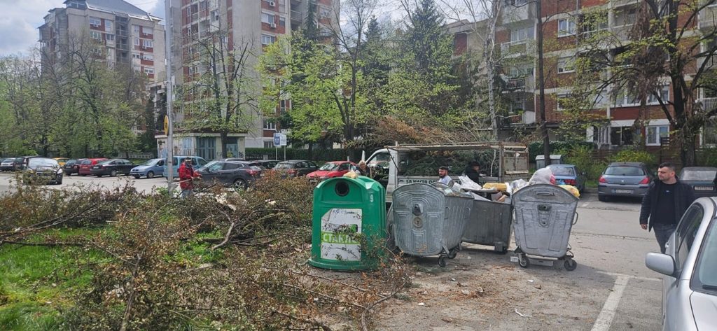 Се чистеа неуредени земјишта во Аеродром