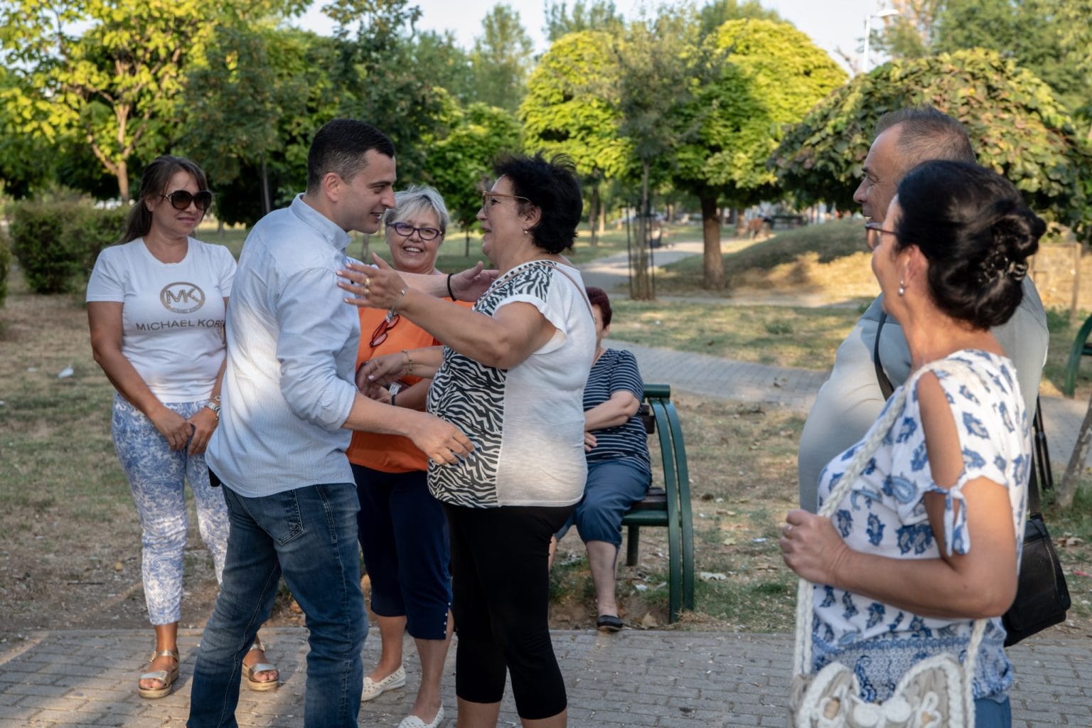 (ВИДЕО) Горан Трајковски од СДСМ се сретна со жителите на Драчево