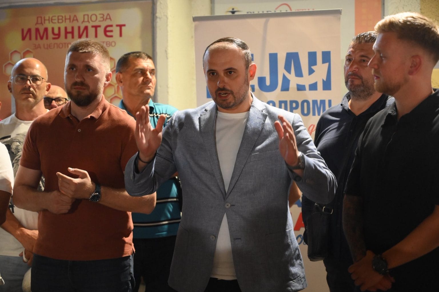 (ВИДЕО): Ѓорѓиевски и Митески на средби со граѓаните на Аеродром