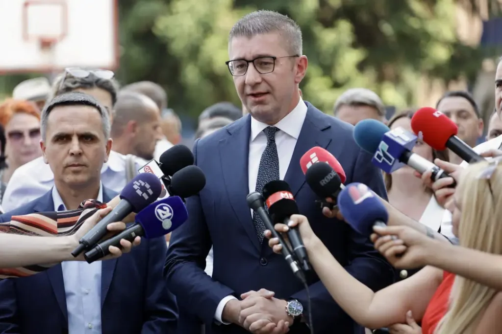 Мицкоски: Бараме конкретна гаранција од ЕУ и почитување на правата на Македонците во Бугарија