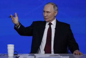 Путин нуди прекин на огнот во Украина само за денот на изборите, тврди Кремљ