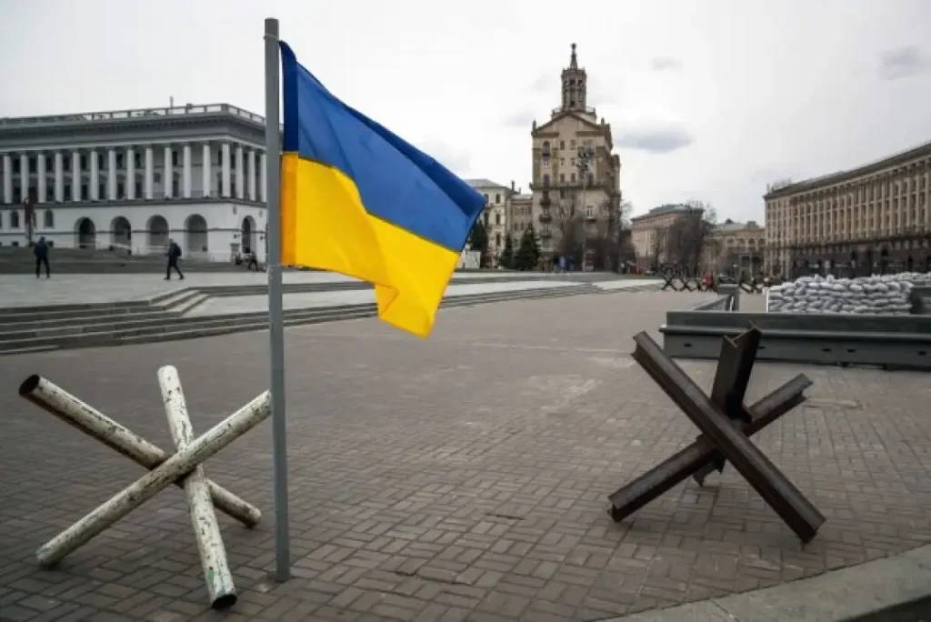 Украина нападна цели длабоко во Русија, погодени рефинерија и воен погон