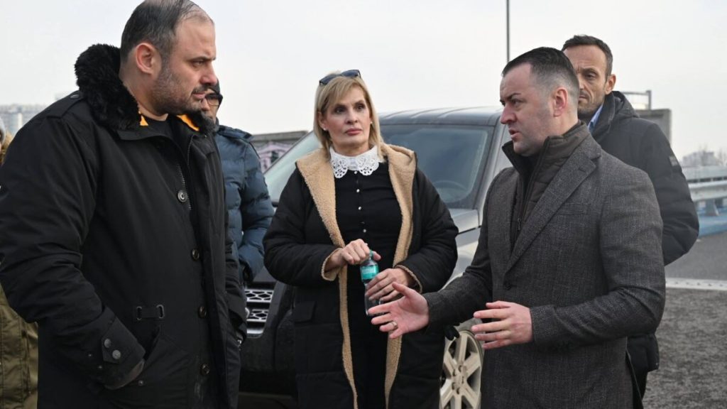 Пак има најава дека наскоро ќе стане функционален мостот на булевар Асном кој треба да го поврзе Аеродром со Гази Баба