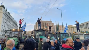 Грчките земјоделци повторно на протести, почнуваат од Солун на 5 септември