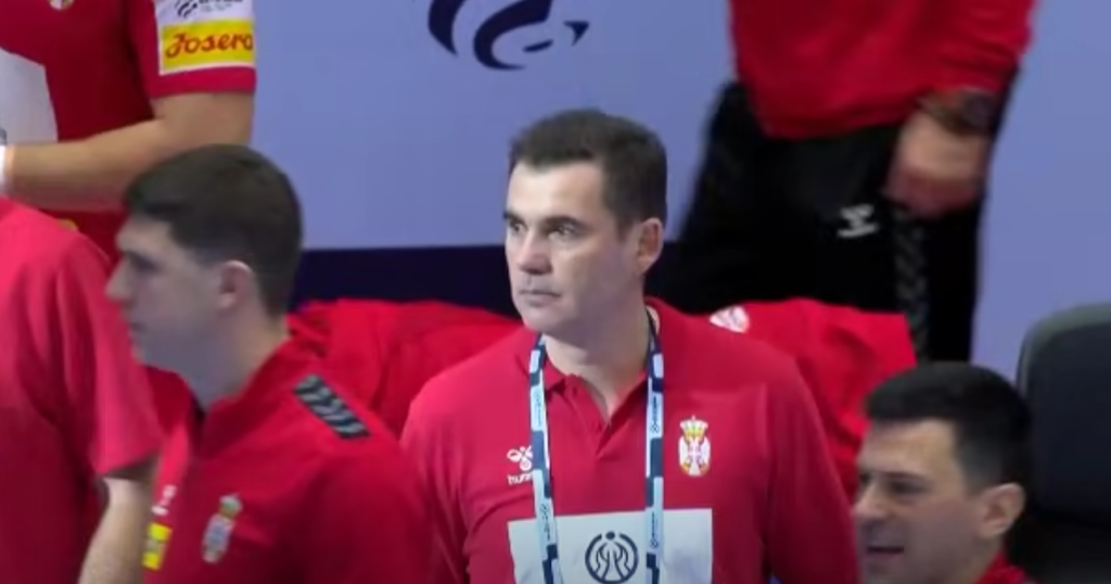 (Видео) Раул Гонзалез на македонски јазик им држеше тајм-аут на ракометарите на Србија, кои ја победија Германија