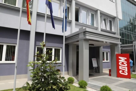 СДСМ: Владата да даде докази за квалитетот на водата, а не уверувања пред камерите