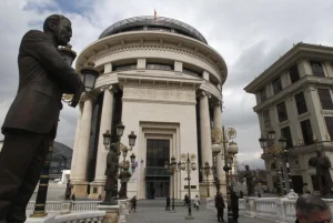 Кривични пријави против членови на Управниот одбор на М-НАВ поради позајмицата од седум милиони евра за „Државни патишта“