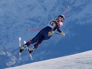 Повредата на Олимпијадата ја доведе во прашање кариерата на Линдзи Вон