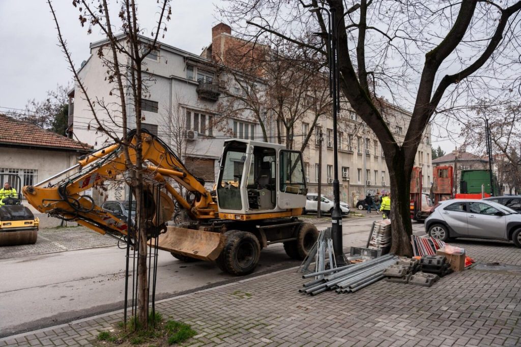 Почна реконструкцијата и пренамената на улицата „Мирослав Крлежа” во пешачка зона