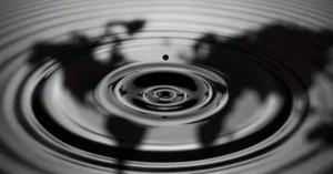 Цените на нафтата паднаа на 93 долари, пазарите го следат развојот со санкциите врз Иран