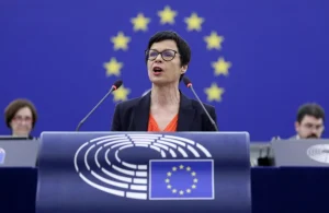Марта Кос ја откажа посетата на Србија поради величењето на Ратко Младиќ