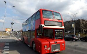 Женска пресметка во автобус на ЈСП, интервенирала полицијата