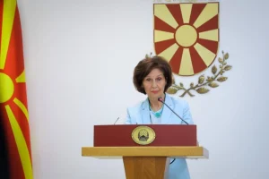 Сиљановска-Давкова во Струга: Охридското Езеро и регионот се наше заедничко богатство