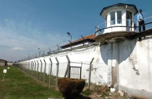 Кај осуденик во „Идризово“ пронајдени 27 пакувања марихуана