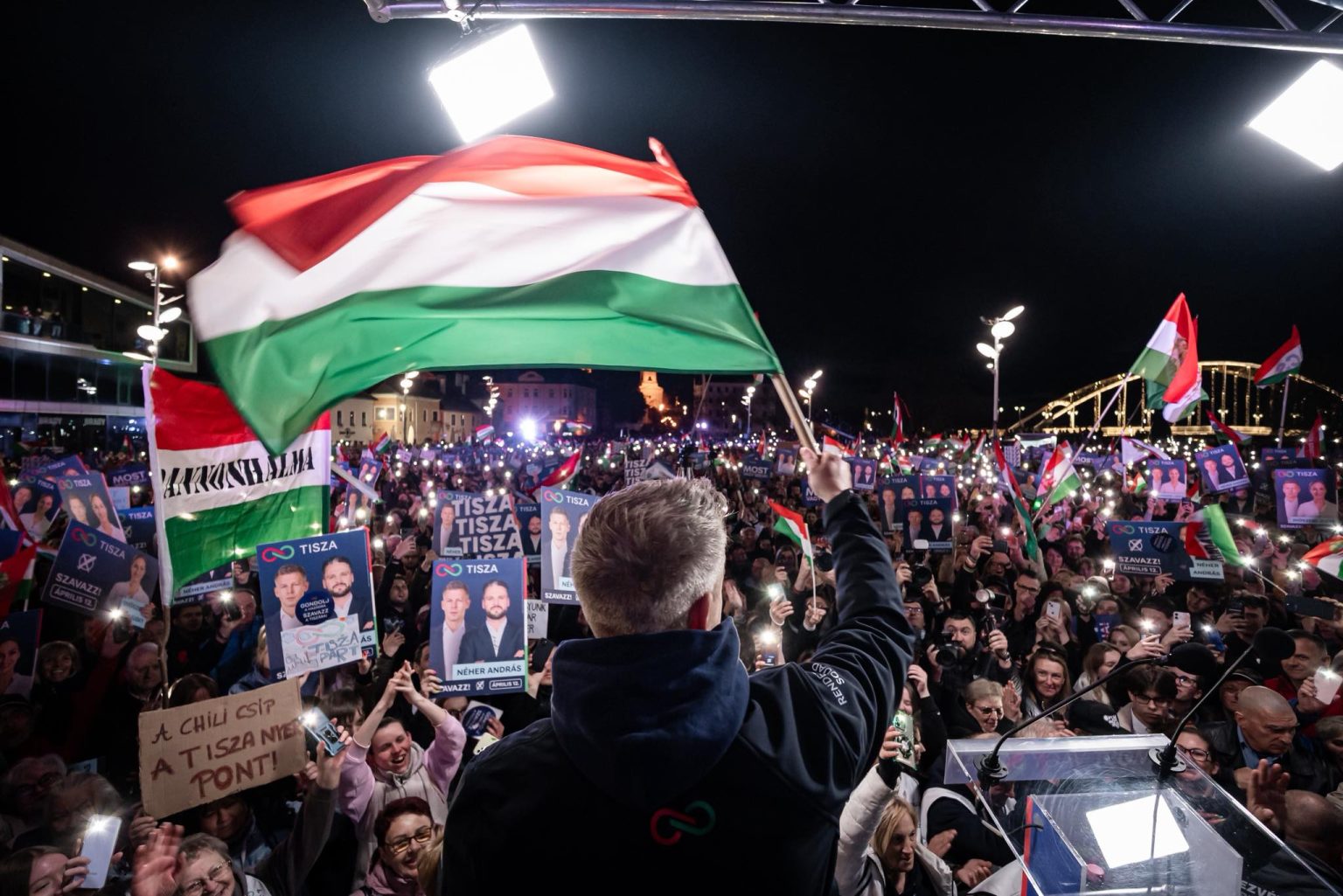 И унгарските избори ги направија повод за непотребно меѓупартиско прекупување, а на СДСМ и за радување, само Груевски…