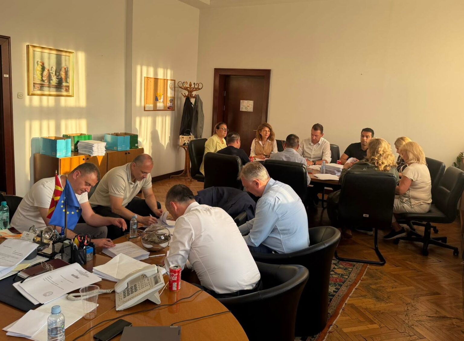 Филипче објави фотографија: 10.000 амандмани подготвени, нема да дозволиме изборна кражба