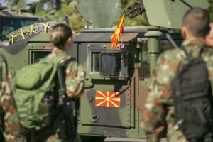 Армијата одбележува 34 години постоење со свечености во Скопје и Штип