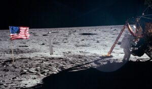 На денешен ден, мисијата „Аполо 11“ испиша историја – првите луѓе успешно слетаа на Месечината