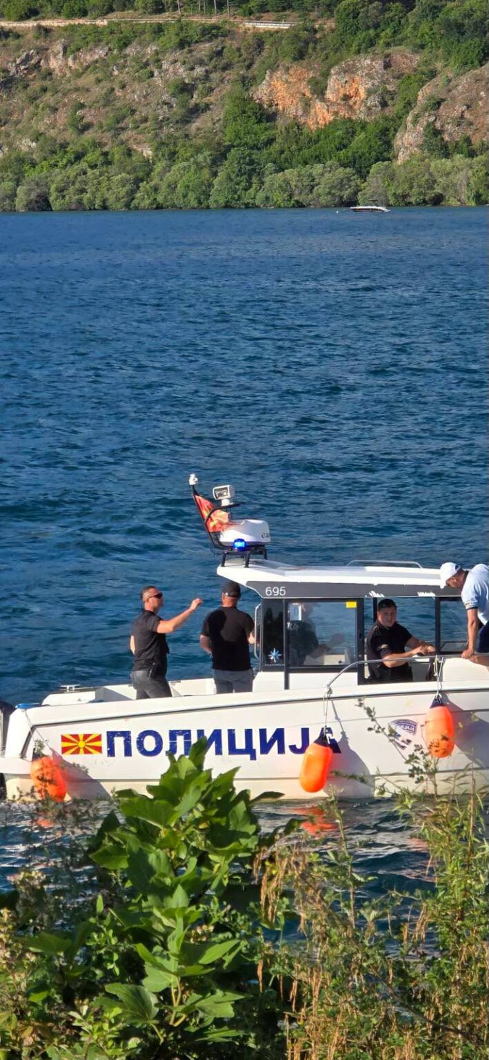 Турист од Грузија почина во водите на Охридското Езеро кај Пештани