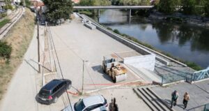Град Скопје ја уредува пешачката зона долж целиот кеј на Вардар