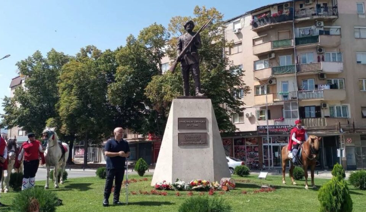 Општина Битола: Споменот за Александар Турунџев живее и по 121 година