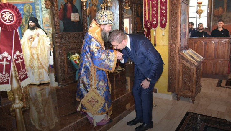 Мицкоски на литургија во Осоговскиот манастир: Да го чуваме наследството што ни е оставено