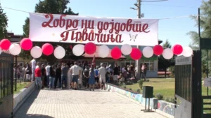 Утре почнува новата учебна година: За една деценија Македонија изгубила речиси 9.000 првачиња