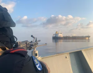 Иран гаѓал три танкери во Ормутскиот Теснец