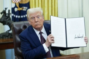 Федерален судија го блокираше ограничувањето на Трамп за визи на студенти и новинари