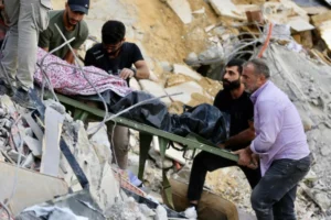 Најмалку 12 загинати во нови израелски напади врз јужен Либан