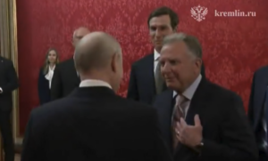 Путин се сретна со мировниците на Трамп