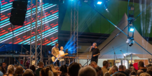 Со мирис на ајвар, музика и многубројна публика започна „Taste the South“