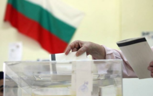Отворени избирачките места: Над 6,5 милиони Бугари избираат претседател