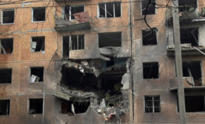 Најмалку 12 загинати во руски напад врз Запорожје, меѓу жртвите и три деца